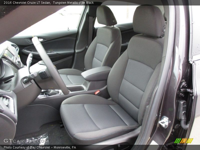 Tungsten Metallic / Jet Black 2016 Chevrolet Cruze LT Sedan