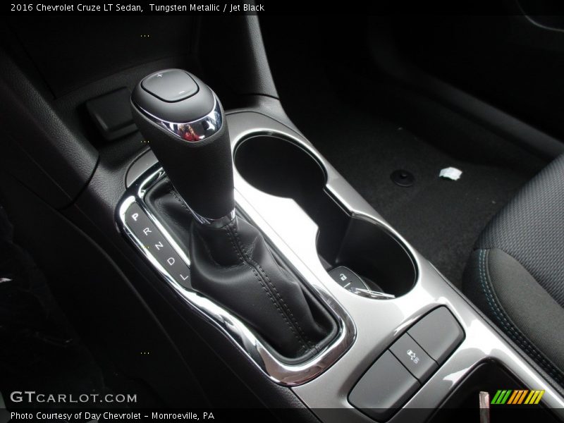 Tungsten Metallic / Jet Black 2016 Chevrolet Cruze LT Sedan