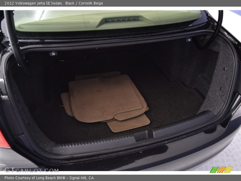 Black / Cornsilk Beige 2012 Volkswagen Jetta SE Sedan