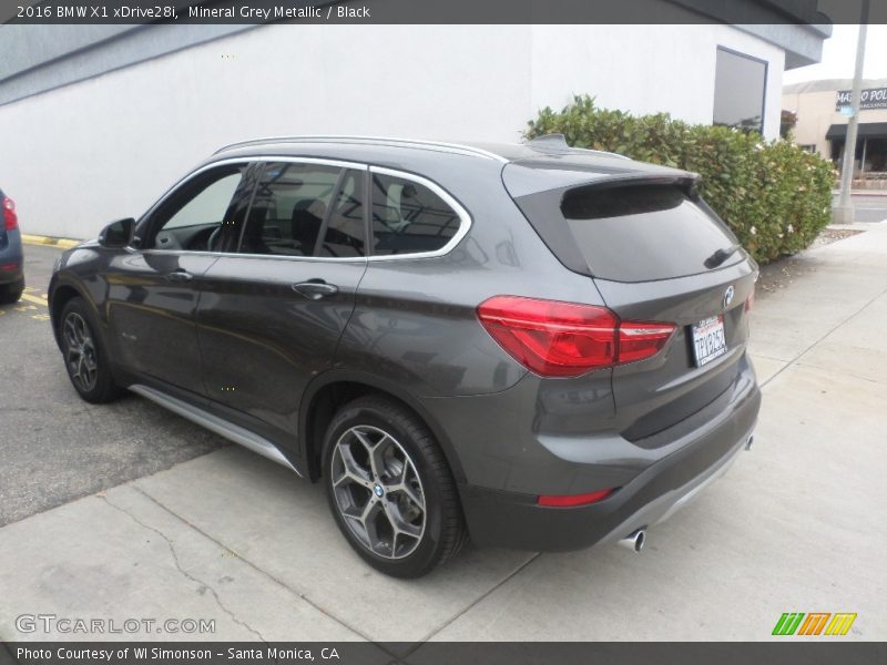 Mineral Grey Metallic / Black 2016 BMW X1 xDrive28i