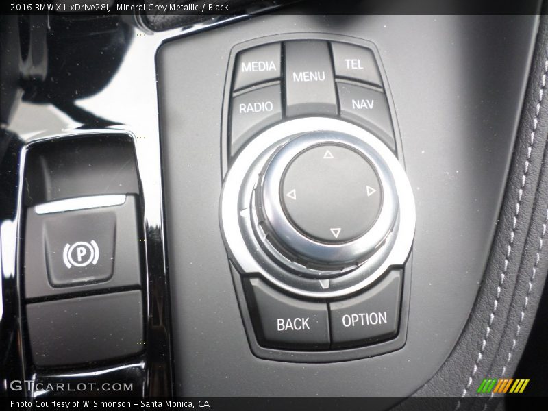 Mineral Grey Metallic / Black 2016 BMW X1 xDrive28i