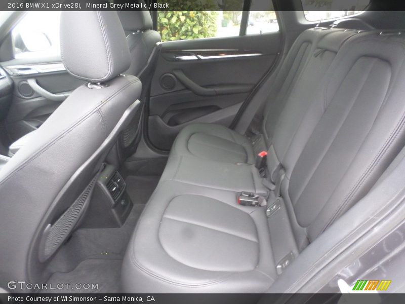 Mineral Grey Metallic / Black 2016 BMW X1 xDrive28i