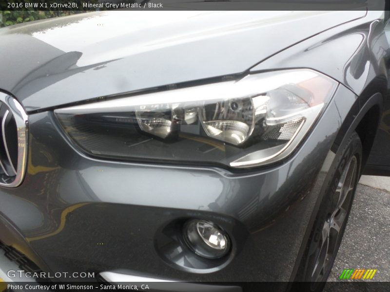 Mineral Grey Metallic / Black 2016 BMW X1 xDrive28i