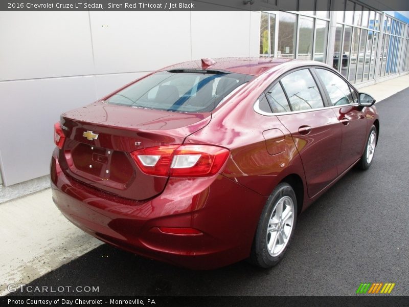 Siren Red Tintcoat / Jet Black 2016 Chevrolet Cruze LT Sedan