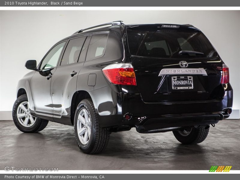 Black / Sand Beige 2010 Toyota Highlander