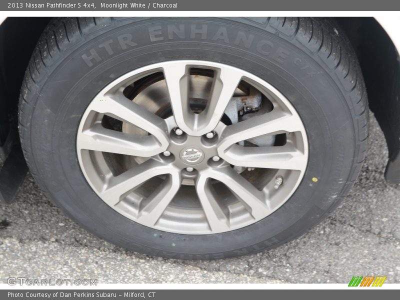 Moonlight White / Charcoal 2013 Nissan Pathfinder S 4x4