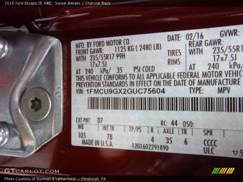 Sunset Metallic / Charcoal Black 2016 Ford Escape SE 4WD