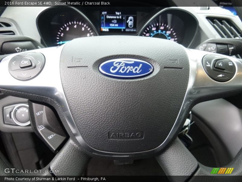 Sunset Metallic / Charcoal Black 2016 Ford Escape SE 4WD