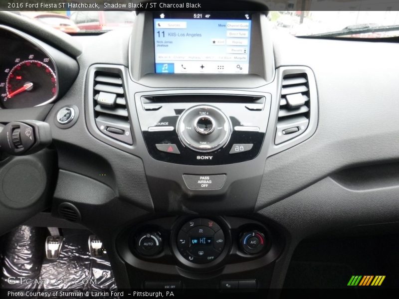 Shadow Black / ST Charcoal Black 2016 Ford Fiesta ST Hatchback