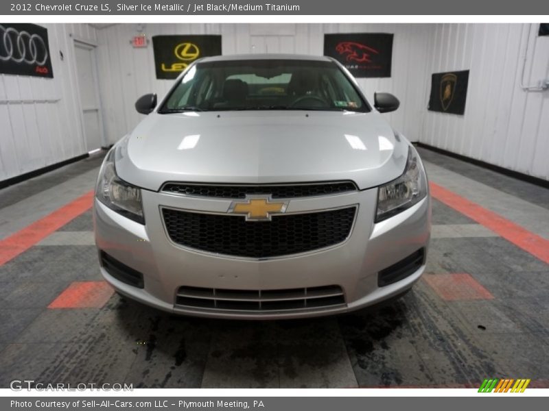 Silver Ice Metallic / Jet Black/Medium Titanium 2012 Chevrolet Cruze LS