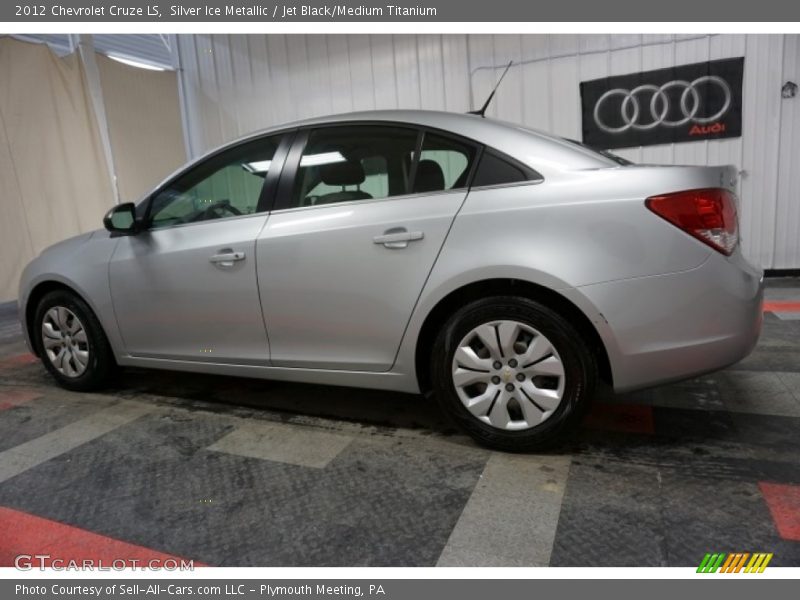 Silver Ice Metallic / Jet Black/Medium Titanium 2012 Chevrolet Cruze LS