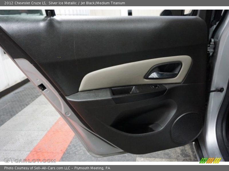 Silver Ice Metallic / Jet Black/Medium Titanium 2012 Chevrolet Cruze LS
