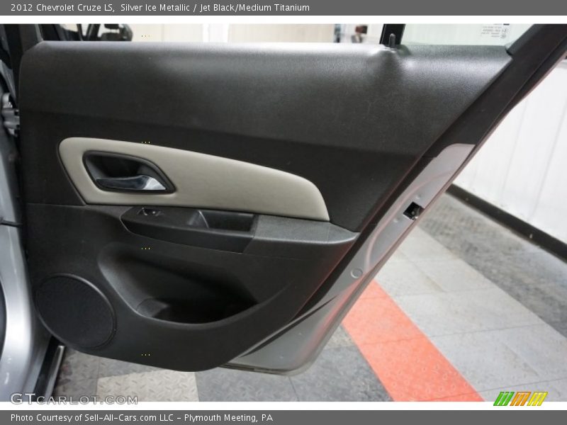 Silver Ice Metallic / Jet Black/Medium Titanium 2012 Chevrolet Cruze LS