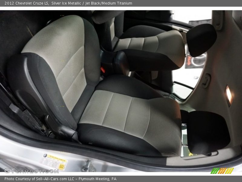 Silver Ice Metallic / Jet Black/Medium Titanium 2012 Chevrolet Cruze LS