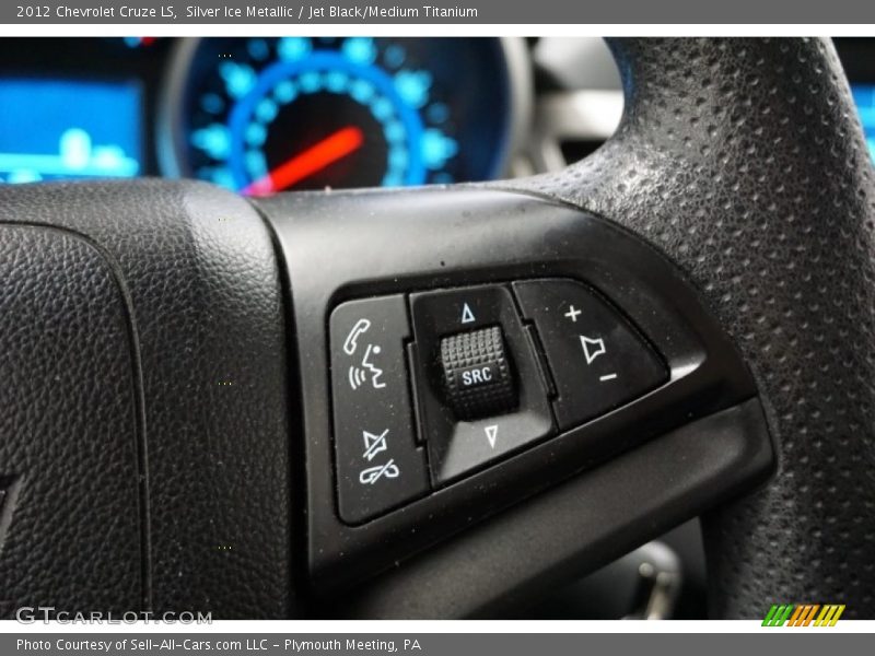 Silver Ice Metallic / Jet Black/Medium Titanium 2012 Chevrolet Cruze LS