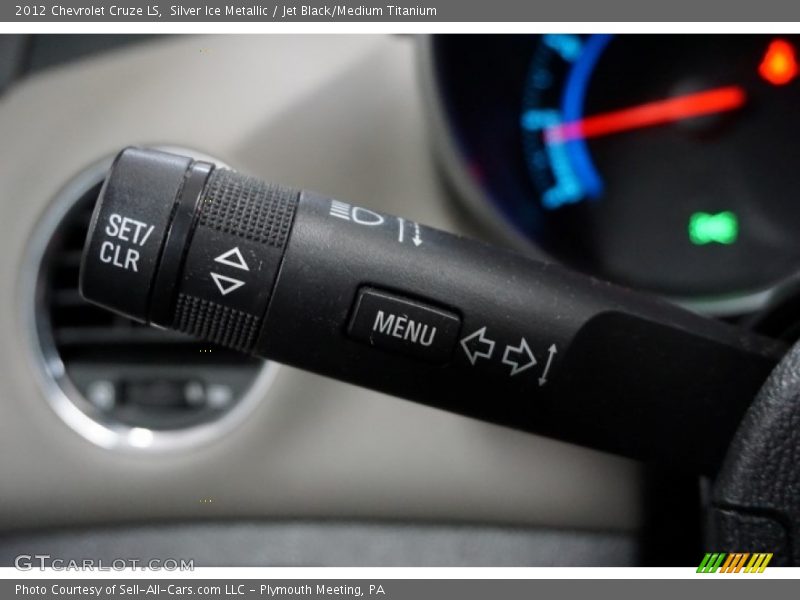 Silver Ice Metallic / Jet Black/Medium Titanium 2012 Chevrolet Cruze LS