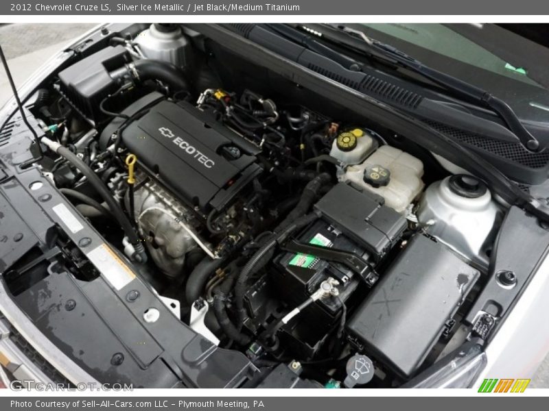 Silver Ice Metallic / Jet Black/Medium Titanium 2012 Chevrolet Cruze LS