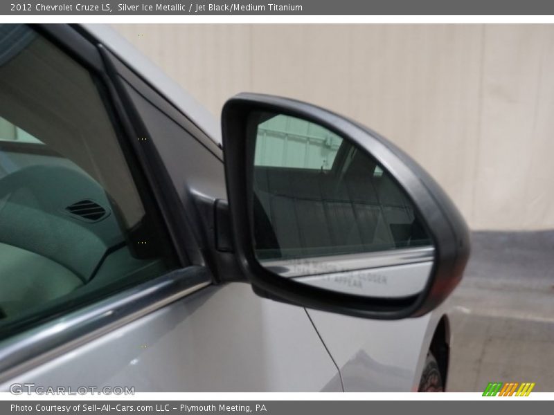 Silver Ice Metallic / Jet Black/Medium Titanium 2012 Chevrolet Cruze LS