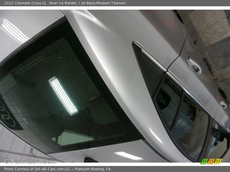 Silver Ice Metallic / Jet Black/Medium Titanium 2012 Chevrolet Cruze LS
