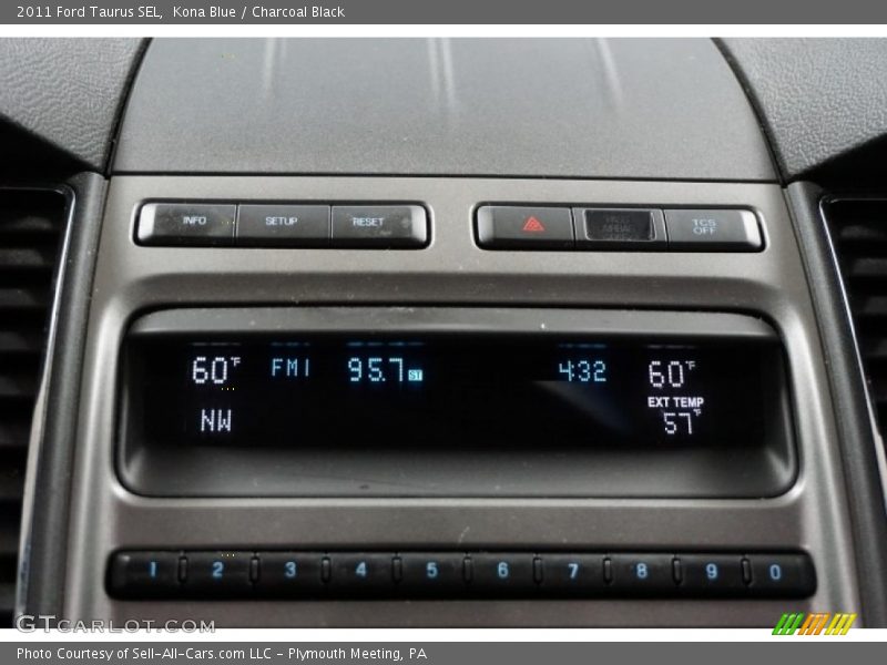Kona Blue / Charcoal Black 2011 Ford Taurus SEL