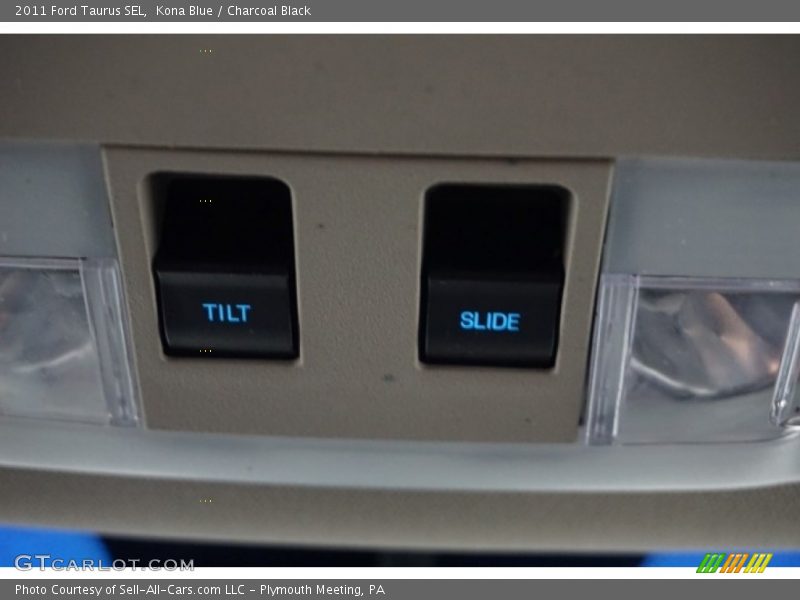 Kona Blue / Charcoal Black 2011 Ford Taurus SEL