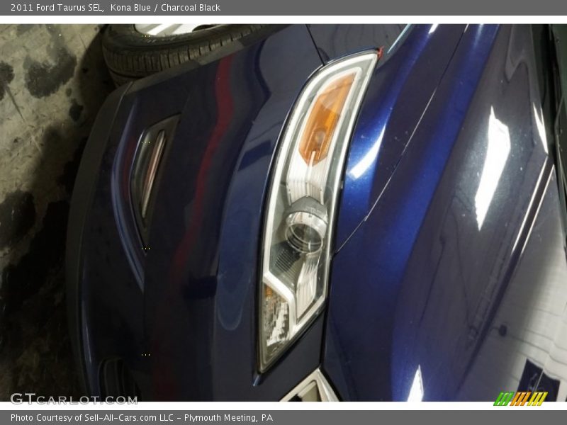 Kona Blue / Charcoal Black 2011 Ford Taurus SEL