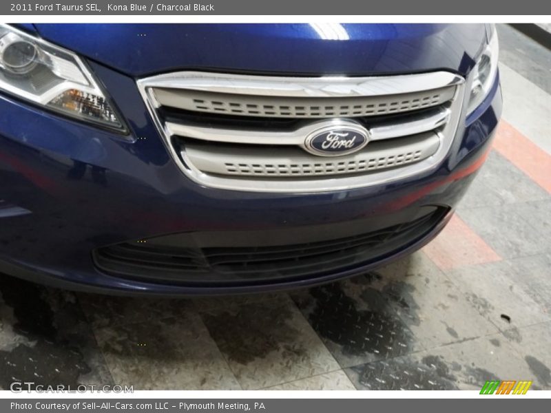 Kona Blue / Charcoal Black 2011 Ford Taurus SEL
