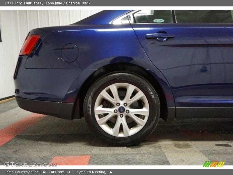 Kona Blue / Charcoal Black 2011 Ford Taurus SEL