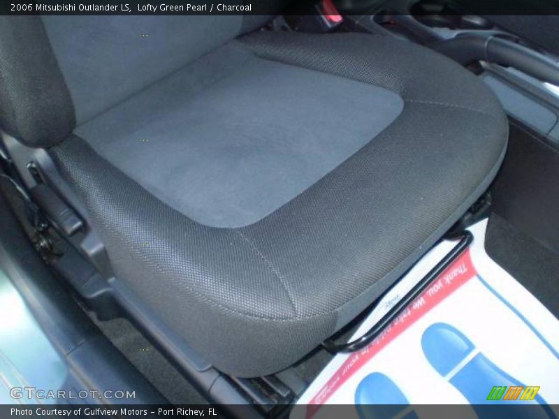 Lofty Green Pearl / Charcoal 2006 Mitsubishi Outlander LS