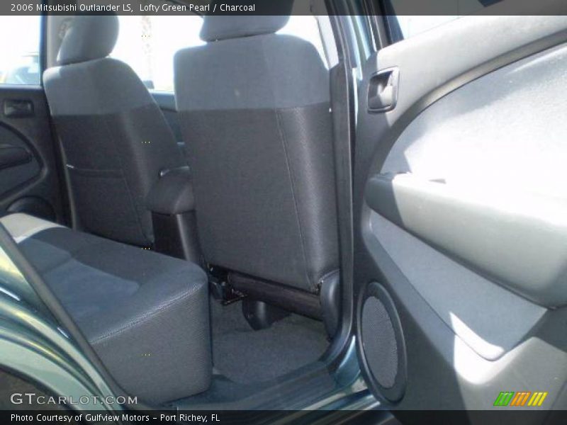 Lofty Green Pearl / Charcoal 2006 Mitsubishi Outlander LS