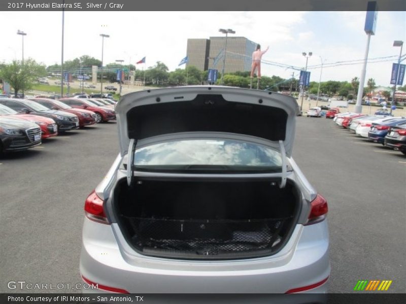 Silver / Gray 2017 Hyundai Elantra SE
