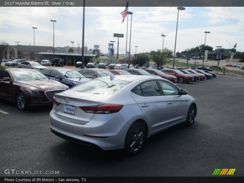 Silver / Gray 2017 Hyundai Elantra SE
