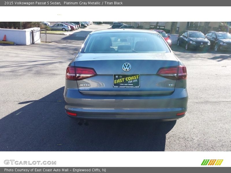 Platinum Gray Metallic / Titan Black 2015 Volkswagen Passat S Sedan