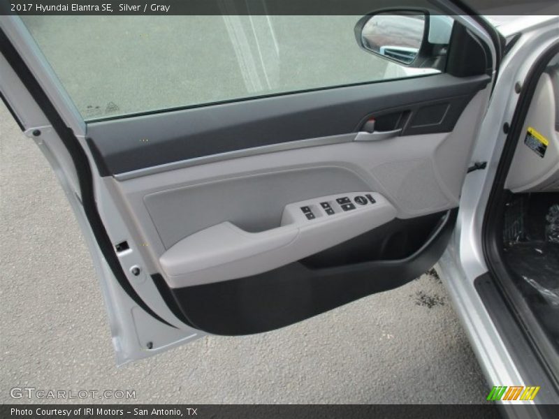 Silver / Gray 2017 Hyundai Elantra SE