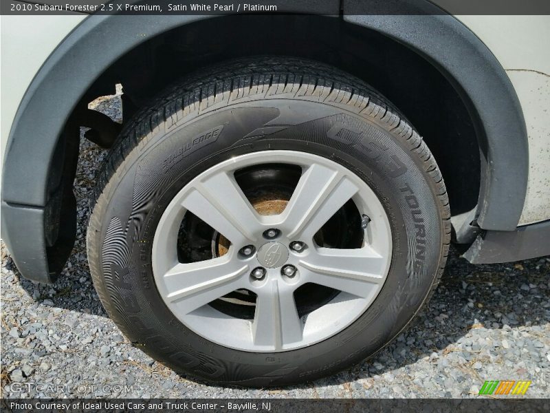 Satin White Pearl / Platinum 2010 Subaru Forester 2.5 X Premium