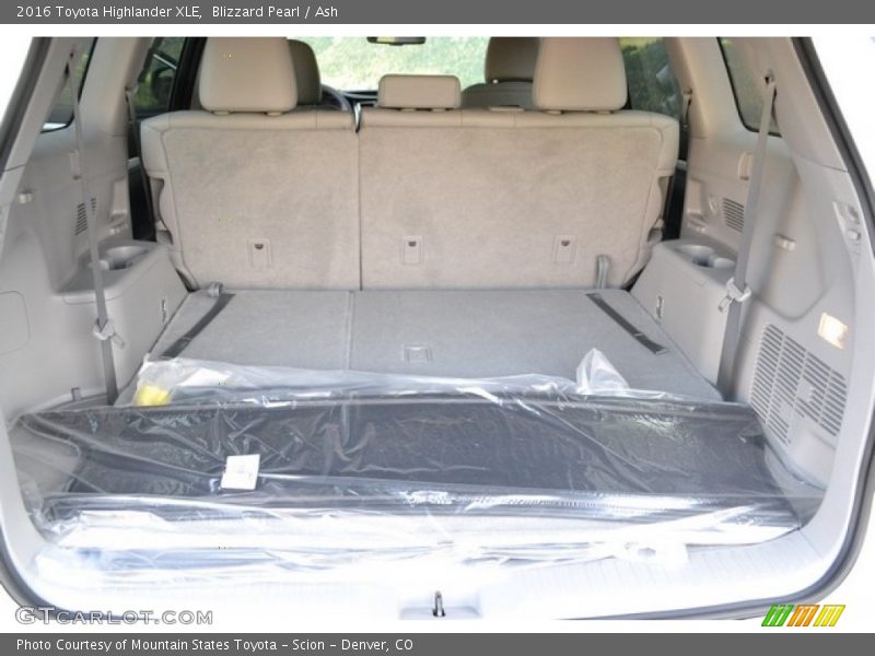 Blizzard Pearl / Ash 2016 Toyota Highlander XLE