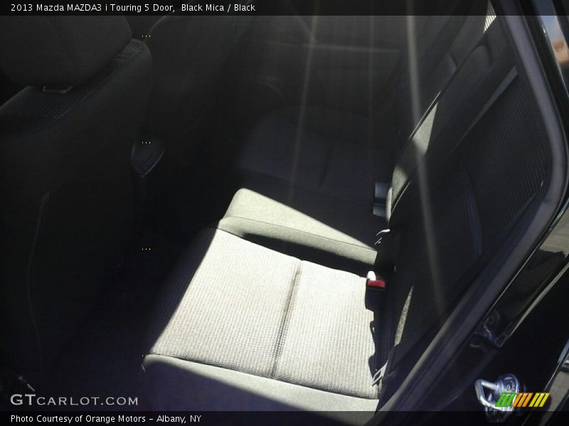 Black Mica / Black 2013 Mazda MAZDA3 i Touring 5 Door