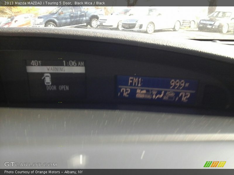 Black Mica / Black 2013 Mazda MAZDA3 i Touring 5 Door