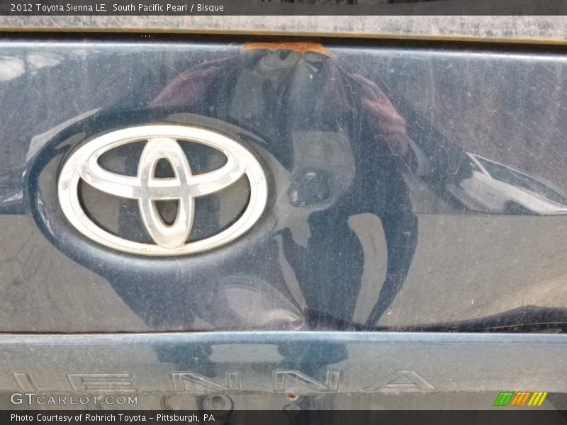 South Pacific Pearl / Bisque 2012 Toyota Sienna LE