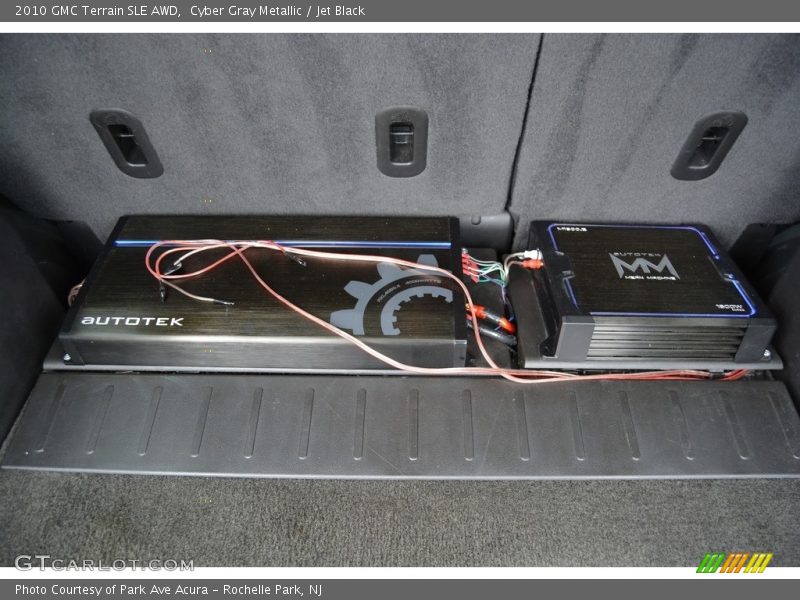 Cyber Gray Metallic / Jet Black 2010 GMC Terrain SLE AWD