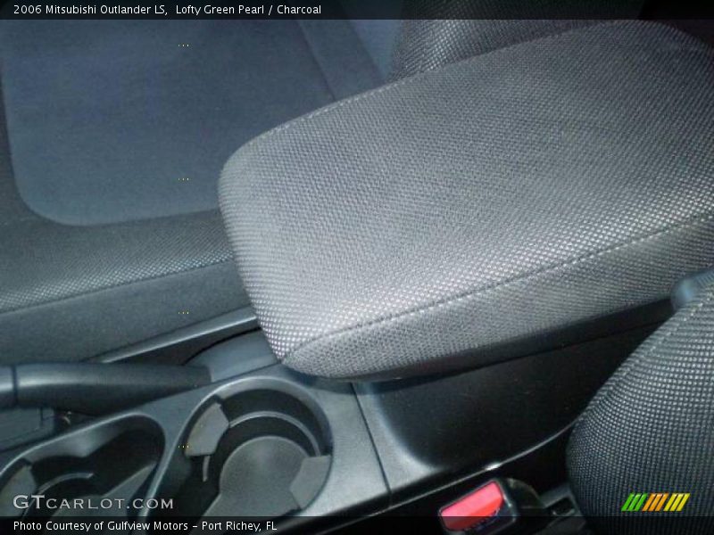 Lofty Green Pearl / Charcoal 2006 Mitsubishi Outlander LS