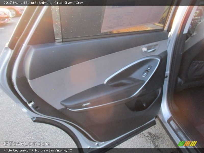 Circuit Silver / Gray 2017 Hyundai Santa Fe Ultimate