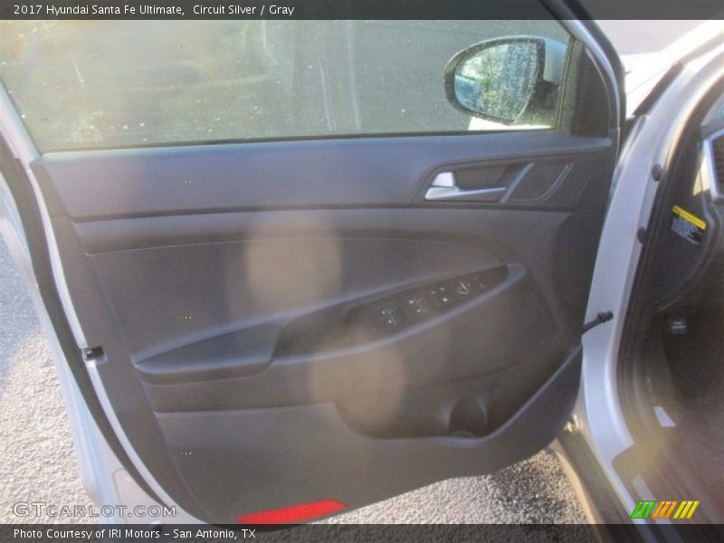 Circuit Silver / Gray 2017 Hyundai Santa Fe Ultimate