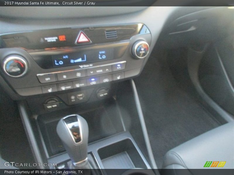 Circuit Silver / Gray 2017 Hyundai Santa Fe Ultimate