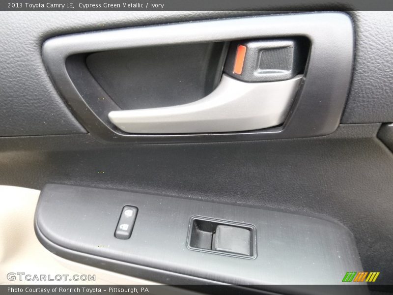 Cypress Green Metallic / Ivory 2013 Toyota Camry LE
