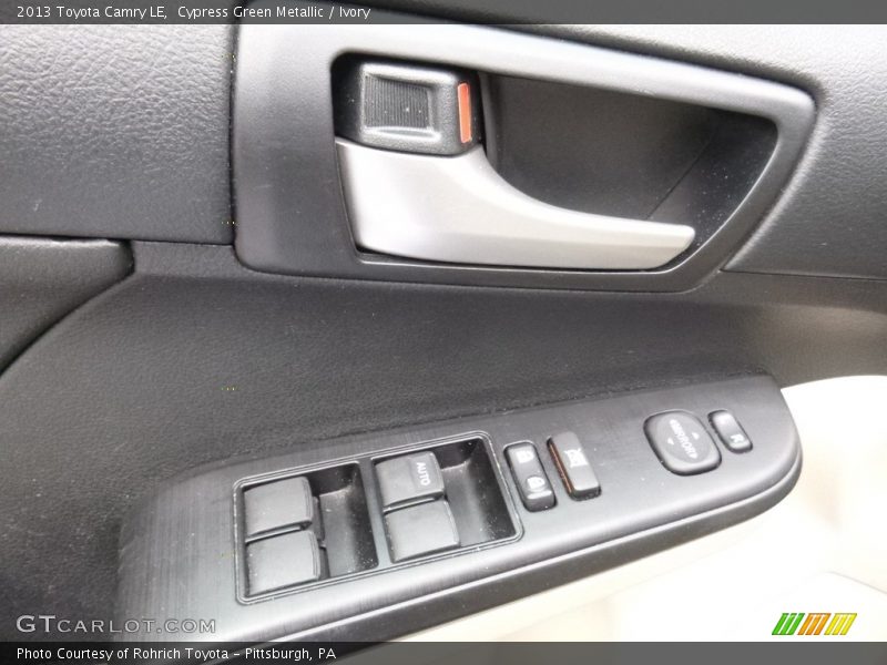 Cypress Green Metallic / Ivory 2013 Toyota Camry LE