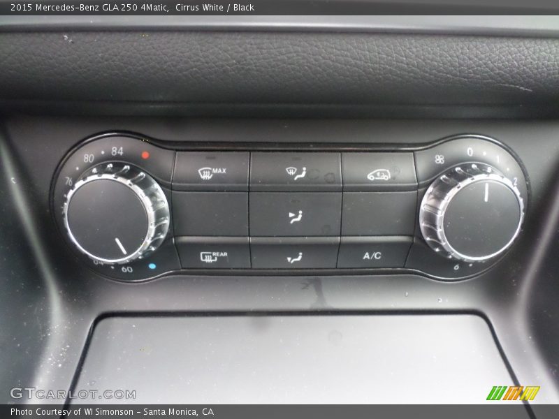 Cirrus White / Black 2015 Mercedes-Benz GLA 250 4Matic