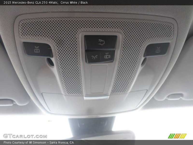 Cirrus White / Black 2015 Mercedes-Benz GLA 250 4Matic