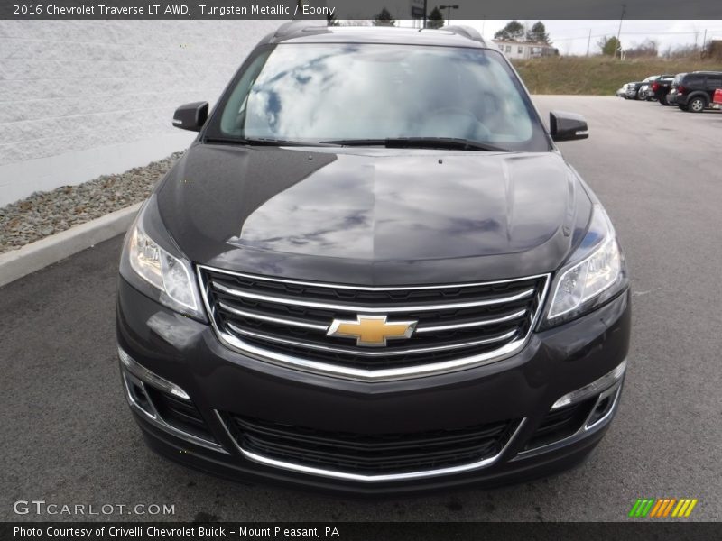 Tungsten Metallic / Ebony 2016 Chevrolet Traverse LT AWD