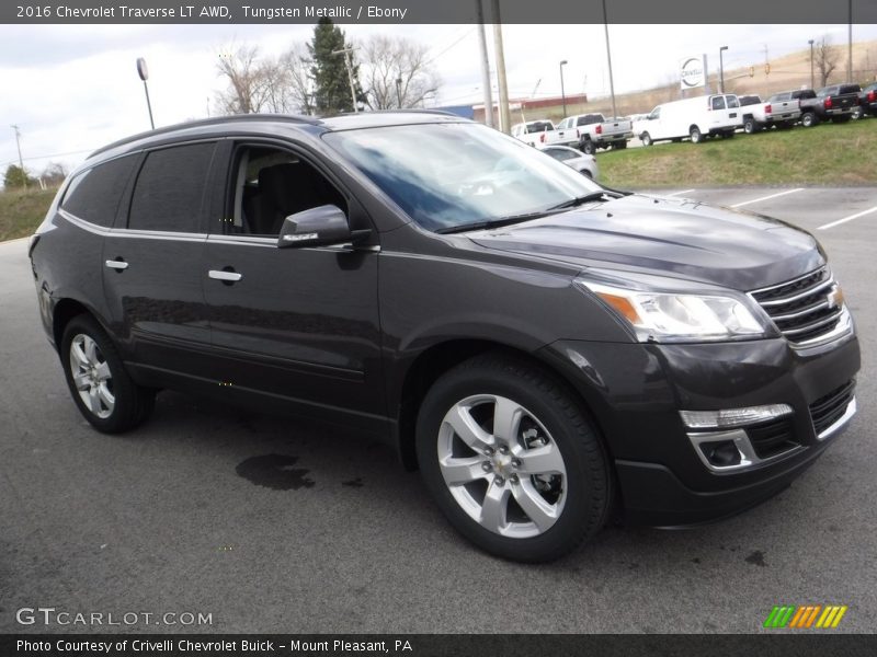 Tungsten Metallic / Ebony 2016 Chevrolet Traverse LT AWD